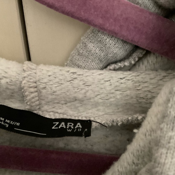 Zara & Aerie Sweat tops - Picture 5 of 8